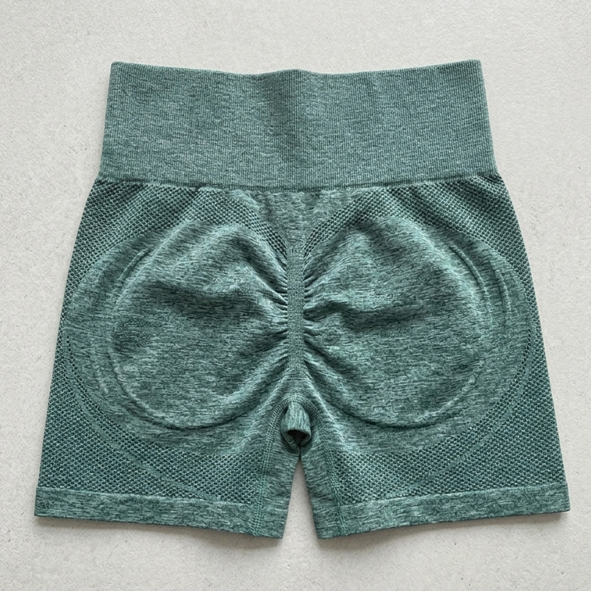 Completo Palestra Donna Seamless – Top Sportivo e Pantaloncini Modellanti