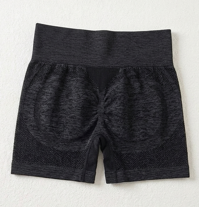 Completo Palestra Donna Seamless – Top Sportivo e Pantaloncini Modellanti